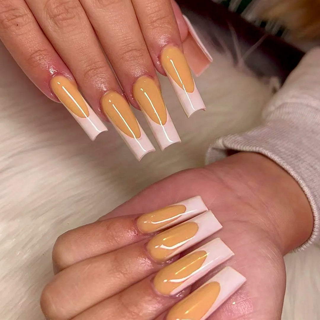 Artificial fingernails in modern design Kalsten