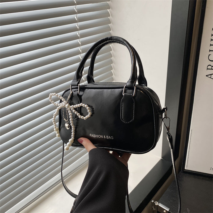 Elegant Pearl-Embellished Handheld Satchel