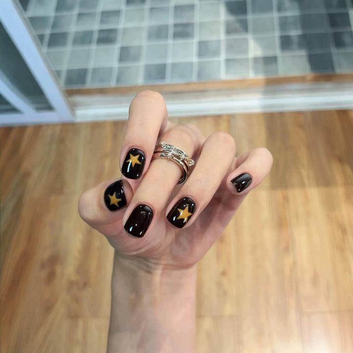 Artistic Star-Themed Press-On Nail Extensions