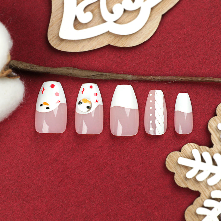 Artful Nail Art in Festive Winter Design Kalsten
