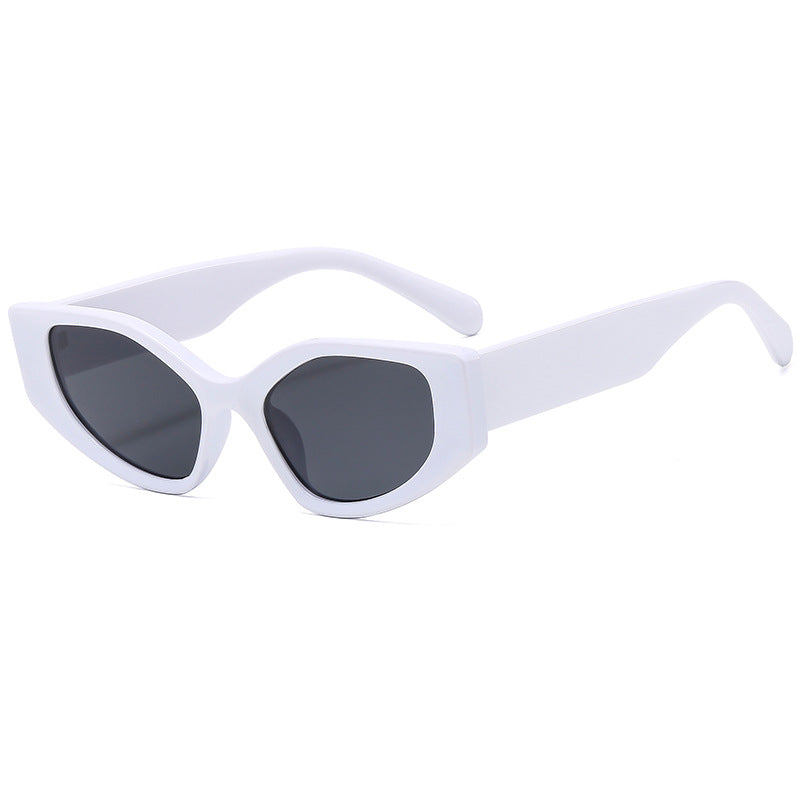 Women's fashionable sunglasses with contemporary, wide-angle frame Kalsten