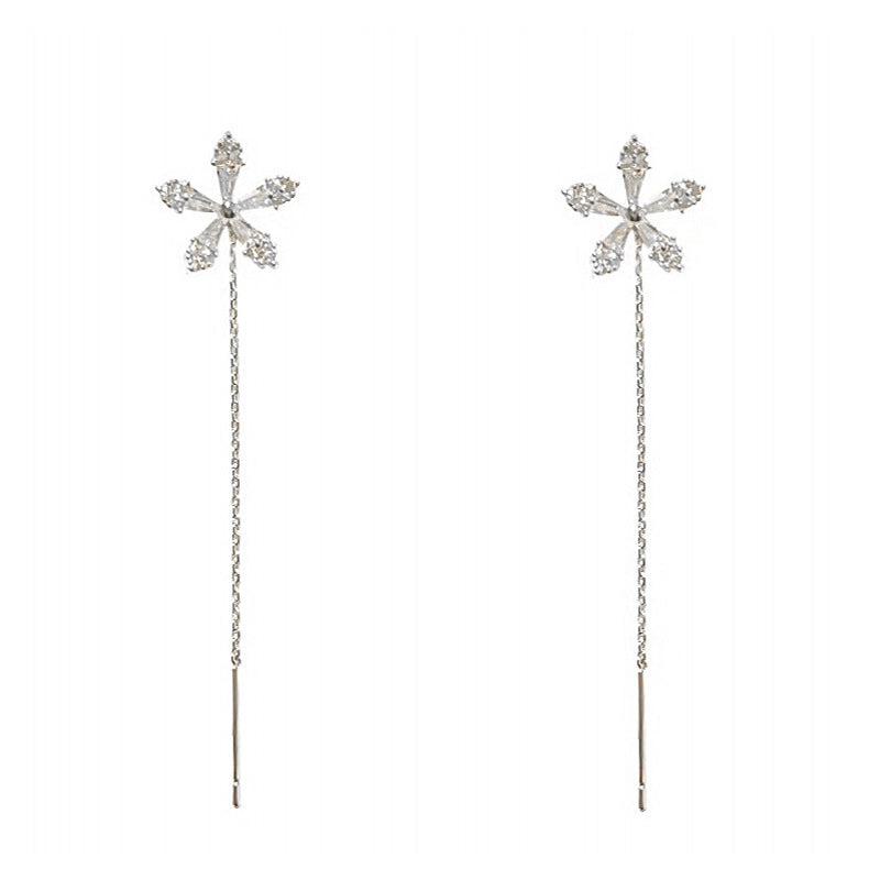 Elegant and Timeless Earrings with Sparkling Crystals Kalsten