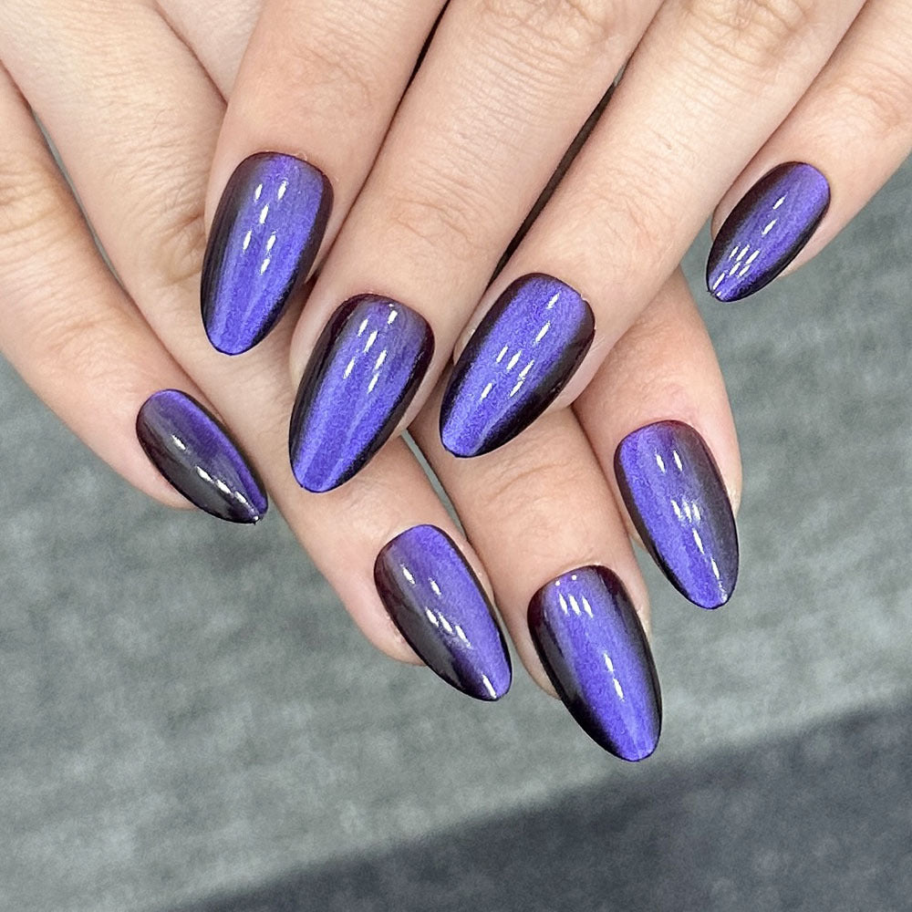Glossy Press-On Nail Art Set