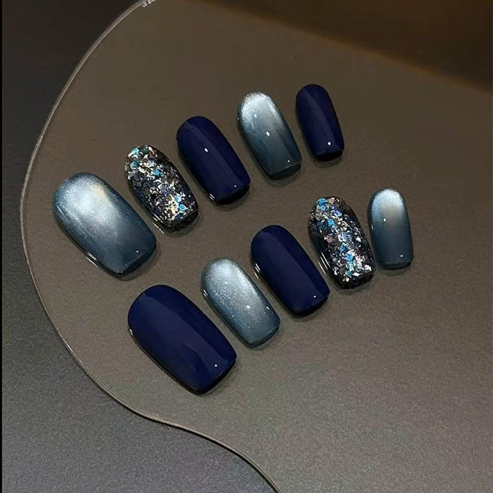 Glamorous Glossy Light-Reflecting Press-On Nail Set