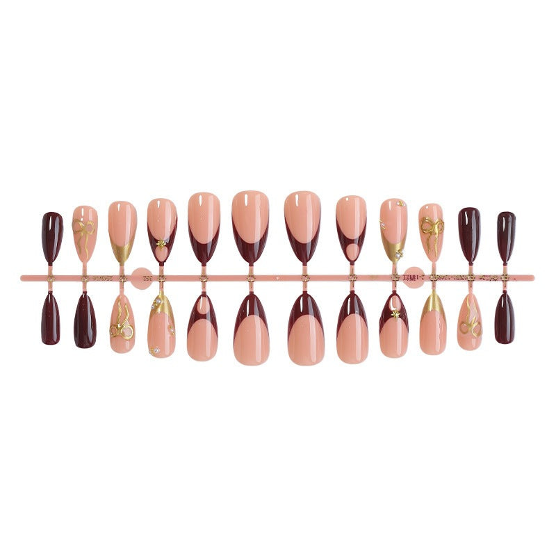 Artificial nail collection with luxurious designs and glamorous embellishments Kalsten