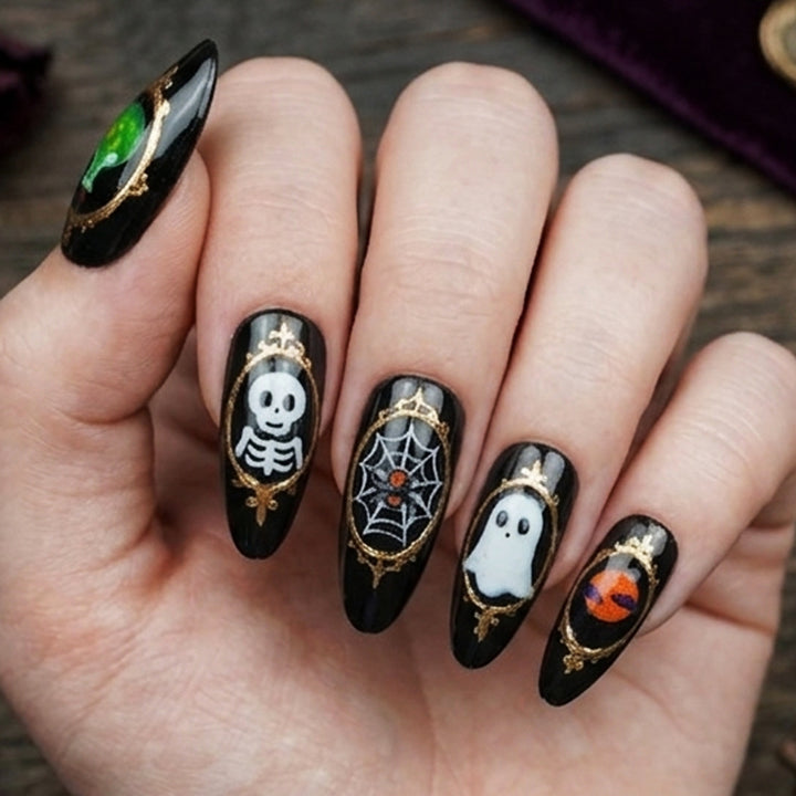 Halloween-Themed Press-On Nail Art Set