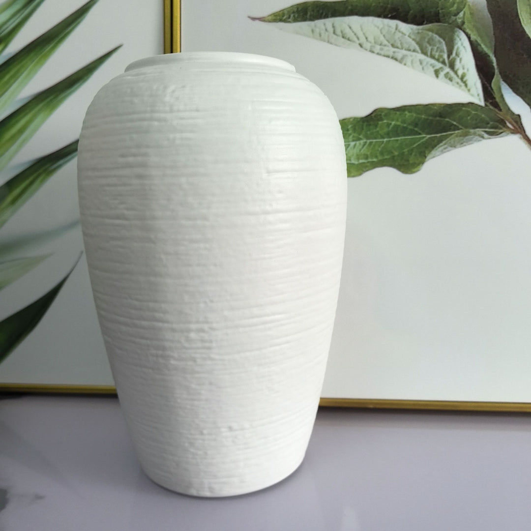 Elegant Textured Ceramic Vase Kalsten