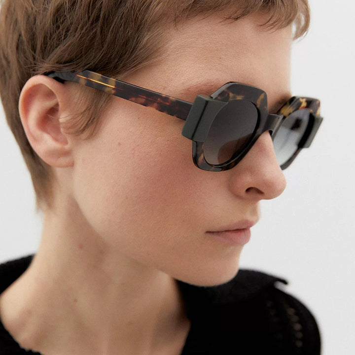 Ladies trendy sunglasses in hexagonal design Kalsten