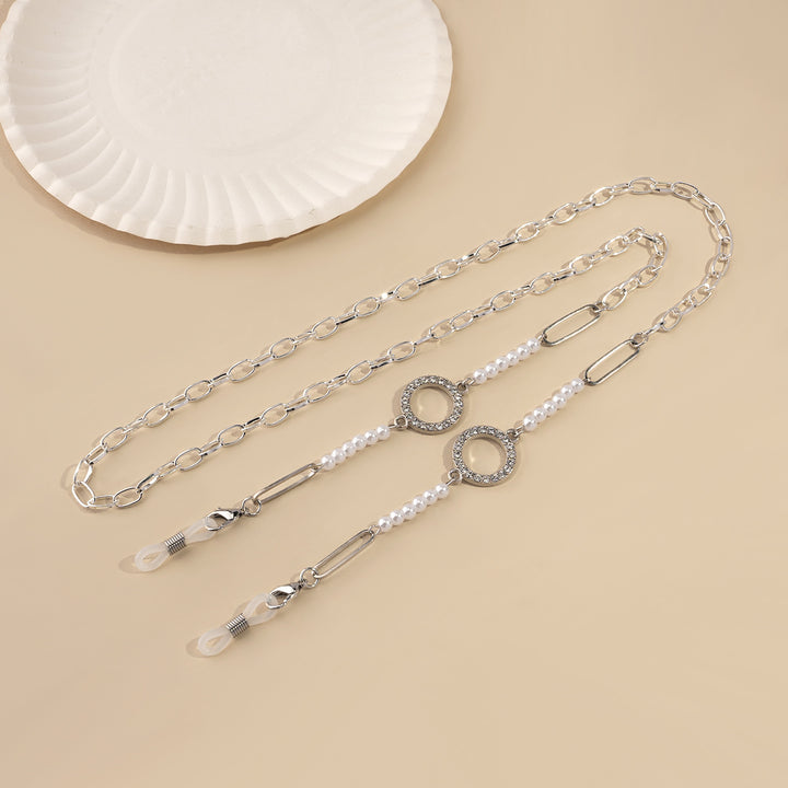 Glamorous Pearl-Embellished Eyewear Chain kalsten
