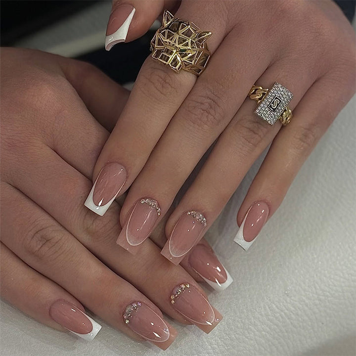 Artificial nail set with elegant ombre accents and seductive rhinestones Kalsten