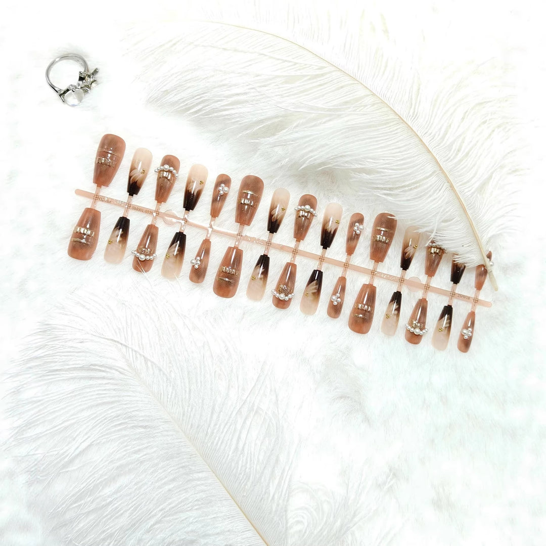 Nail Art Set with Elegant Gradient and Pearled Accents Kalsten