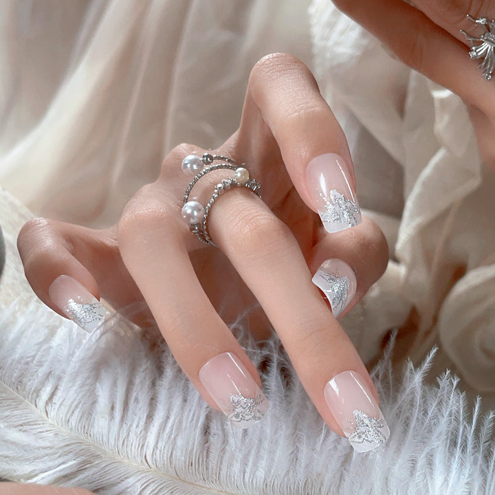 Elegant Press-On Nail Set with Floral Designs