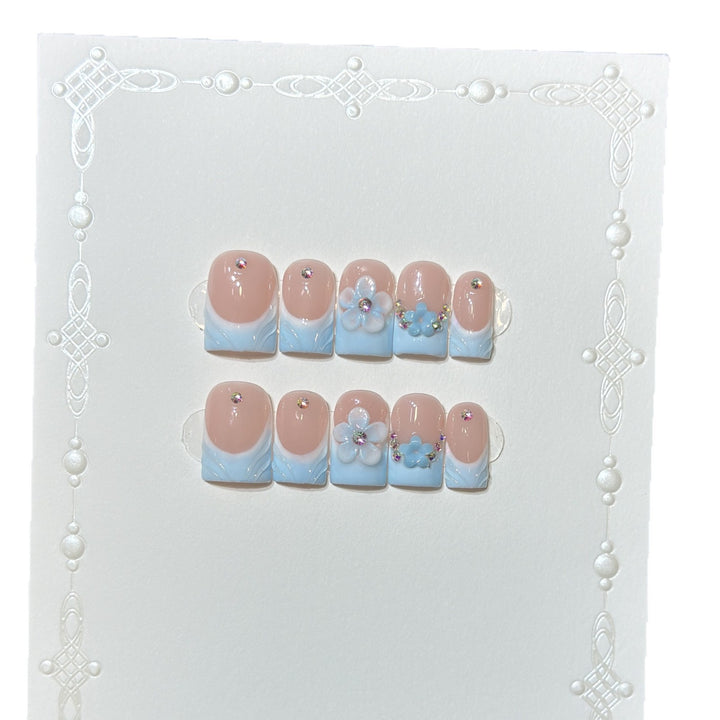 Floral Fantasy Press-On Nail Art Set Kalsten