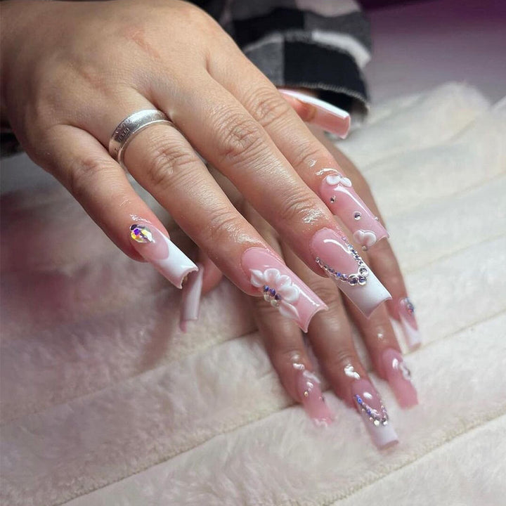 Glamorous Glittery Stiletto Press-On Nails Kalsten