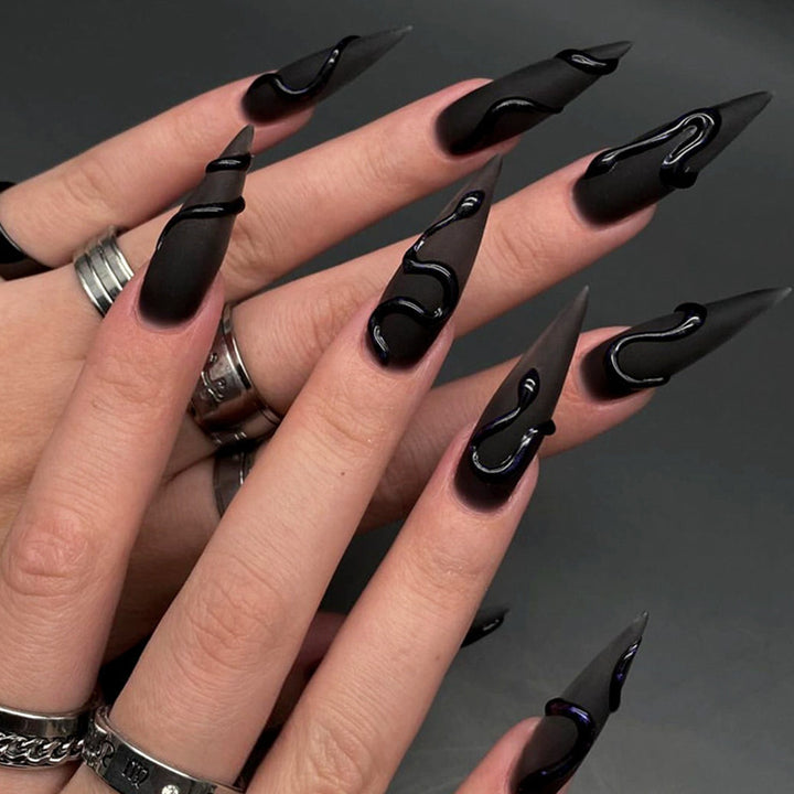 Artificial nail set with stylish geometric designs Kalsten