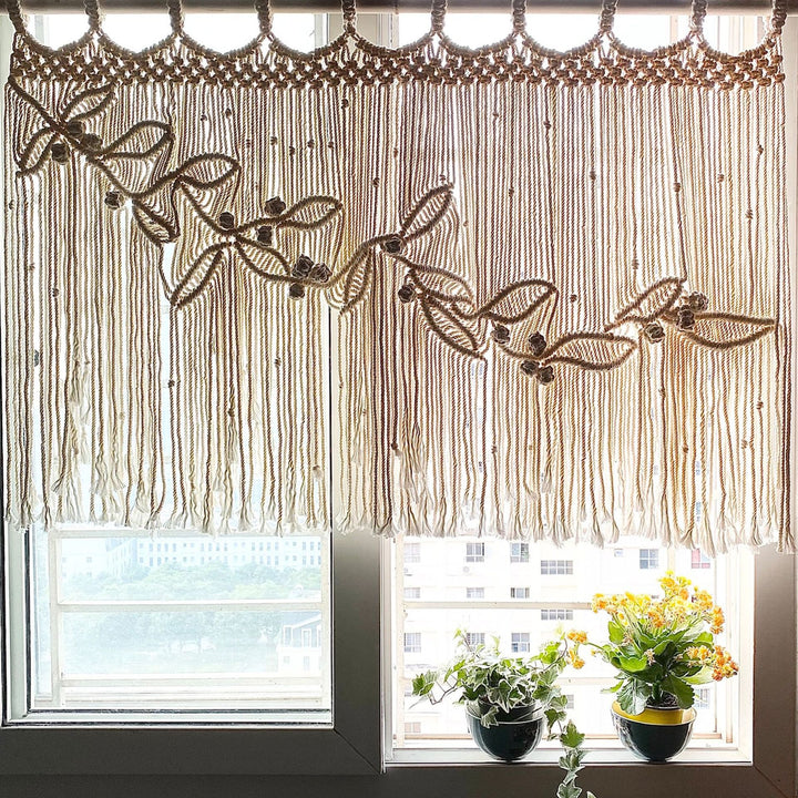 Macrame Leaf Wall Tapestry with Decorative Fringes Kalsten