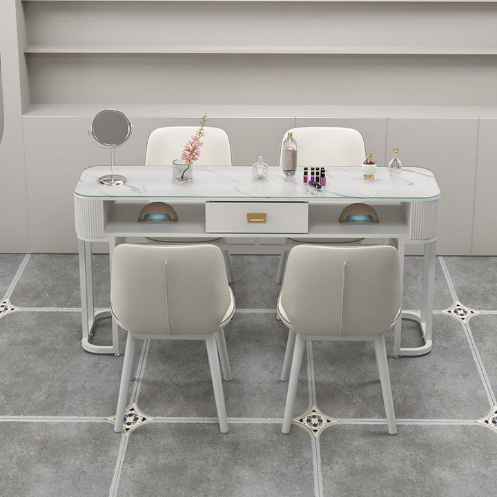 Table Kalsten
