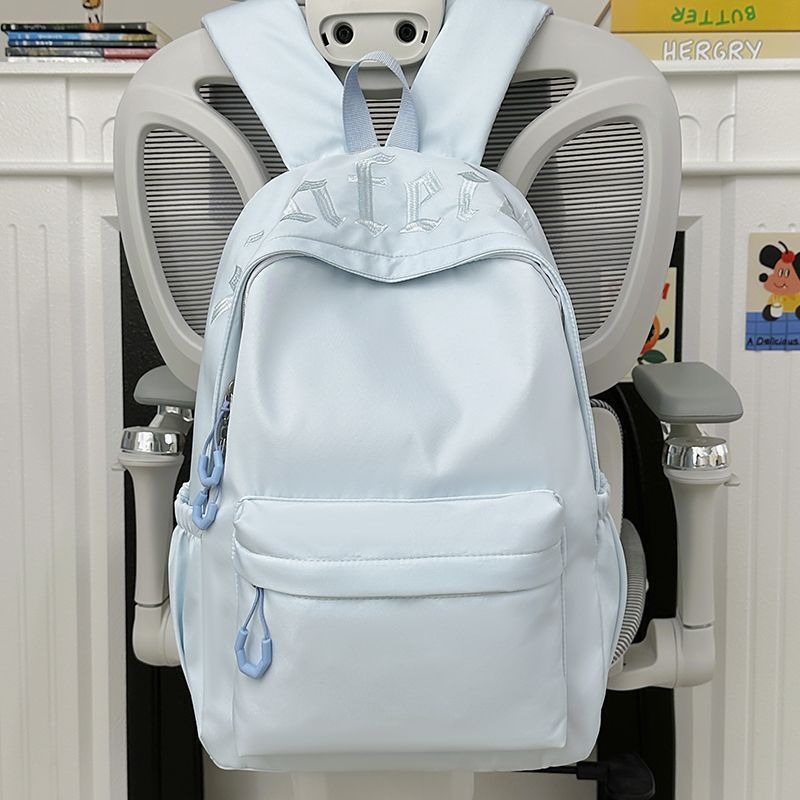 Fashionable backpack with removable charms Kalsten