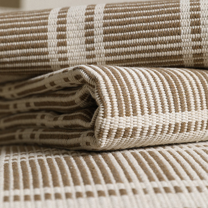 Non-slip sofa cover protection blanket with armrest extension and plaid weave structure