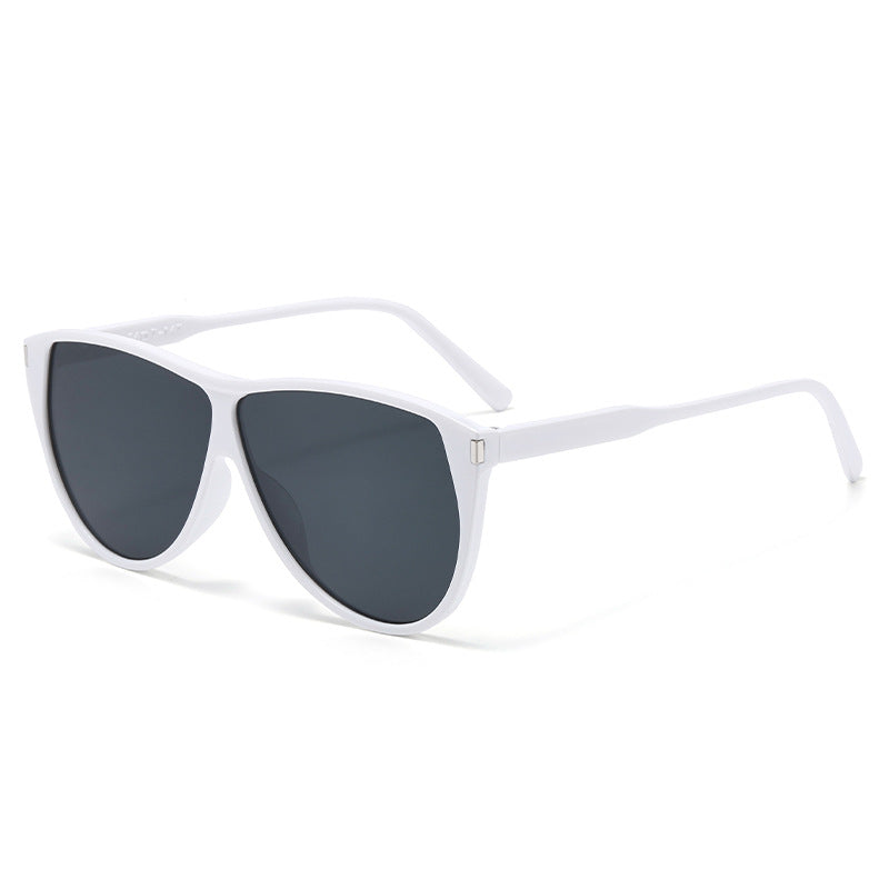 Ladies modern Cat-Eye sunglasses with protective UV filter and stylish frame Kalsten