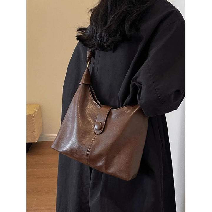 Classic Leather Hobo Bag Kalsten