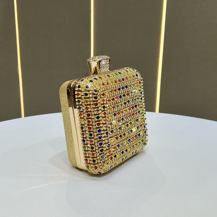 Glamorous Rhinestone-Embellished Clutch