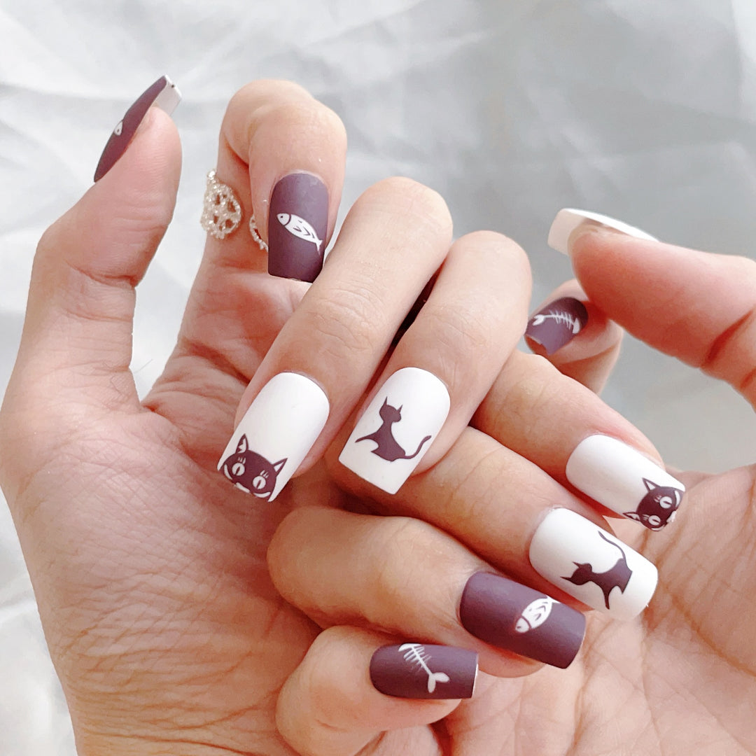 Whimsical Cat-Themed Press-On Nail Art Set