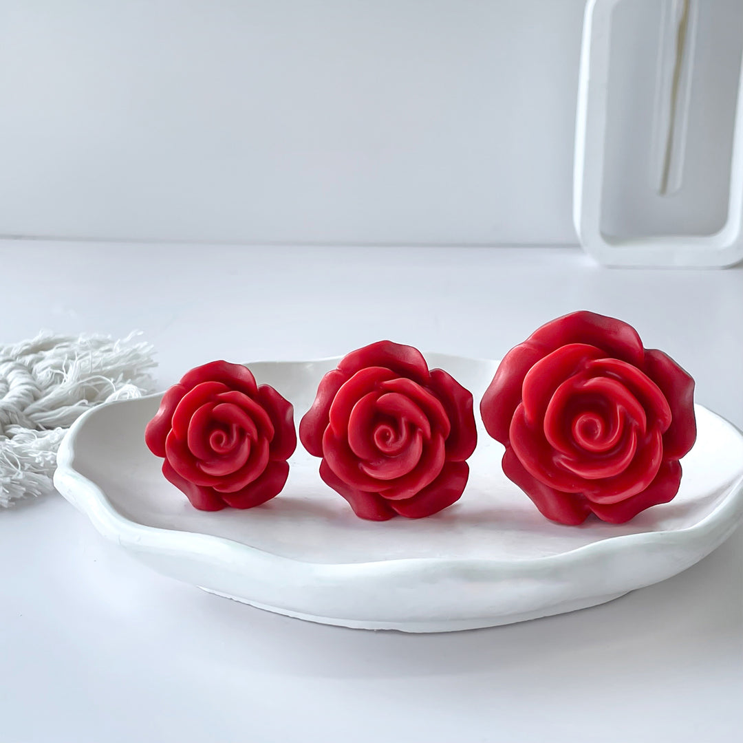 Rose-Shaped Aromatic Candle