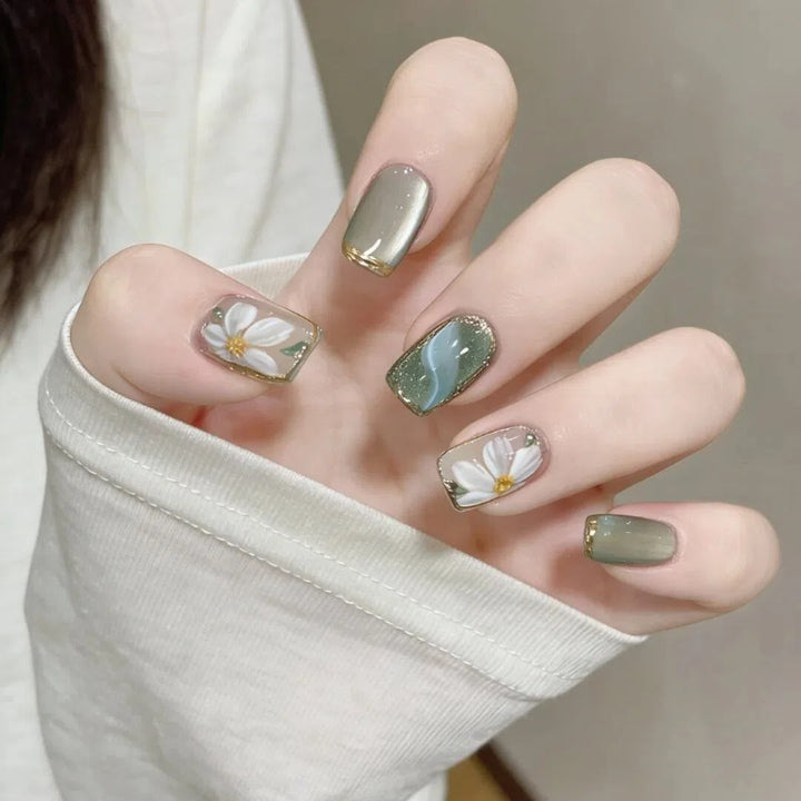 Artistic Floral Design Press-On Nail Set Kalsten