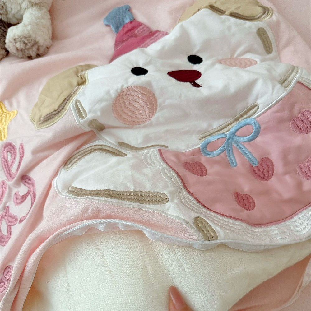 Children's bedding set with cute bear appliqué and soft microfiber