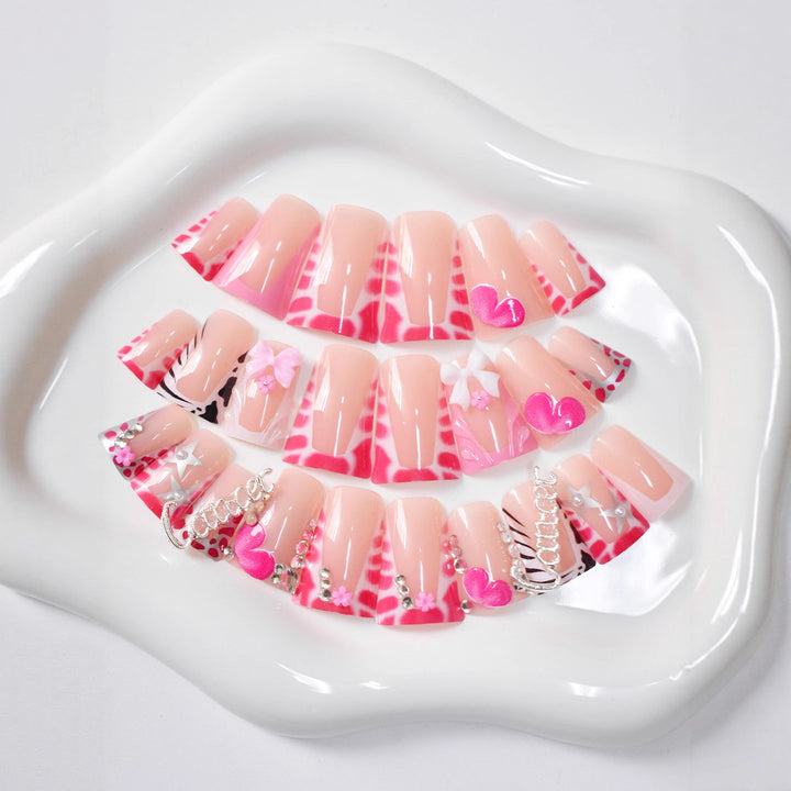 Glamorous Nail Art Kalsten