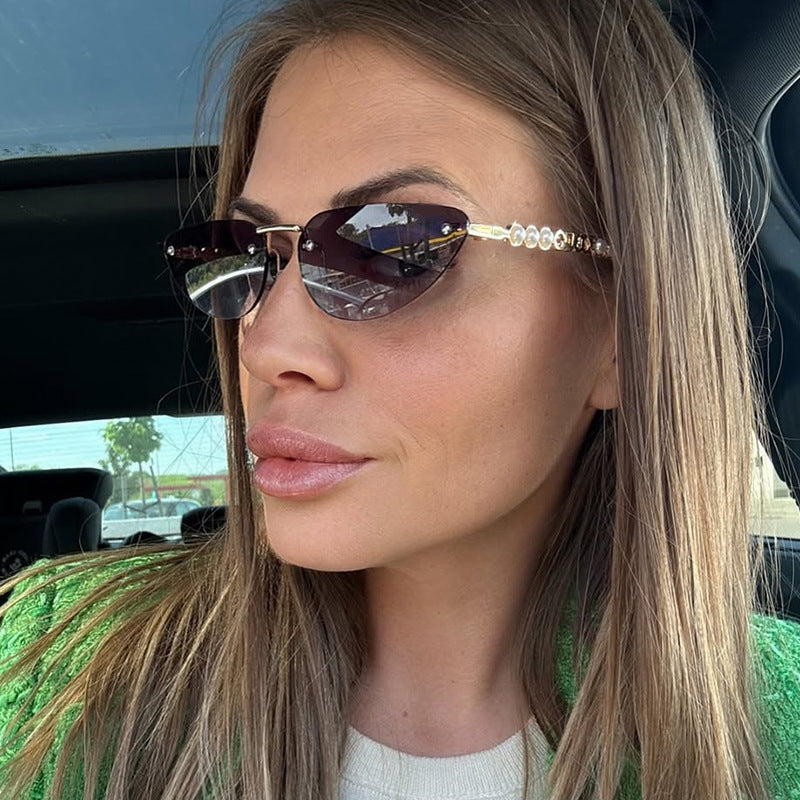 Women's Cat-Eye Sunglasses with Luxurious Details and Protective UV Filter Kalsten