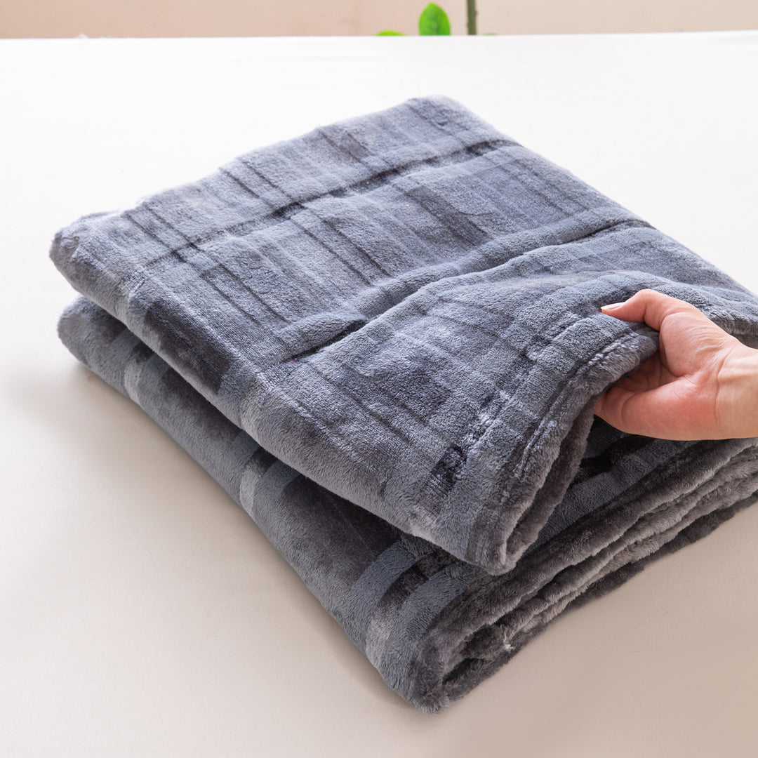 Cozy Flannel Throw Blanket
