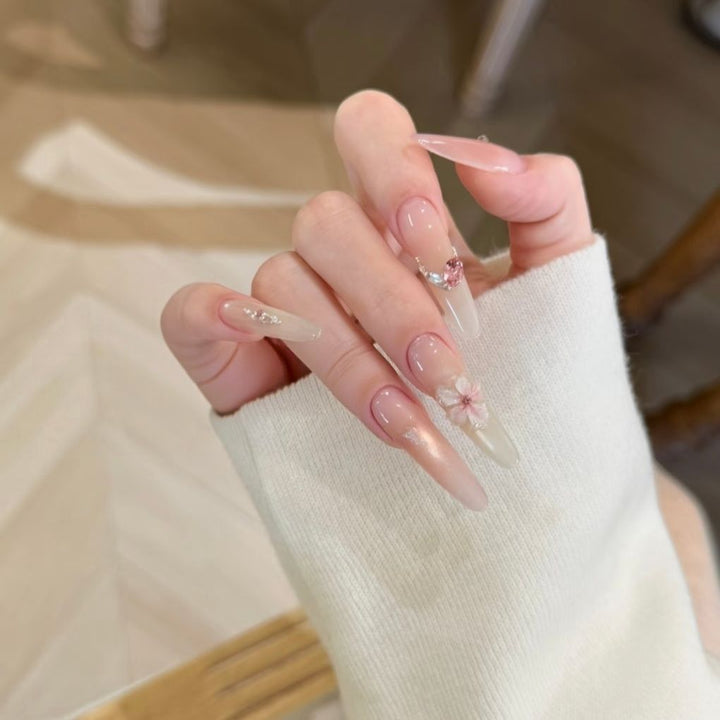 Stylish and Elegant Nail Extensions