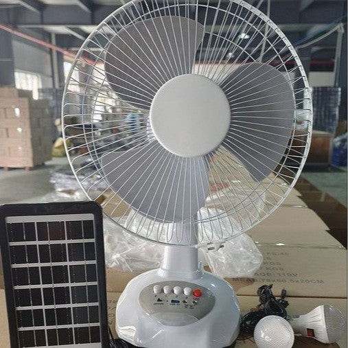 Unisex compact solar and mains powered table fan with built-in battery, oscillating and portable Kalsten