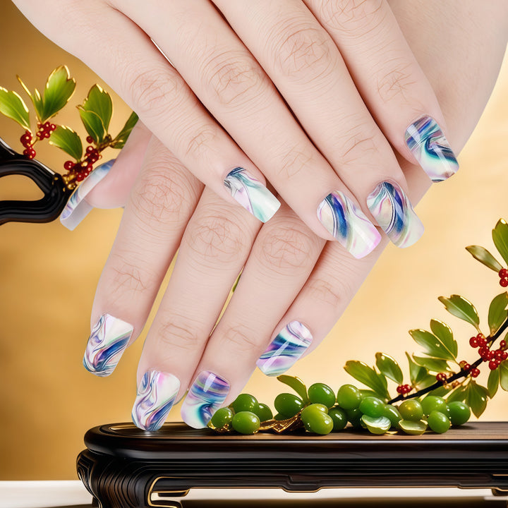 Artificial nail set in modern marble design Kalsten