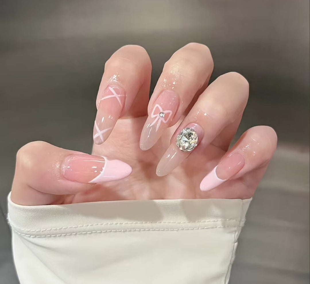 Artistic Press-On Nail Extensions with Floral Embellishments Kalsten