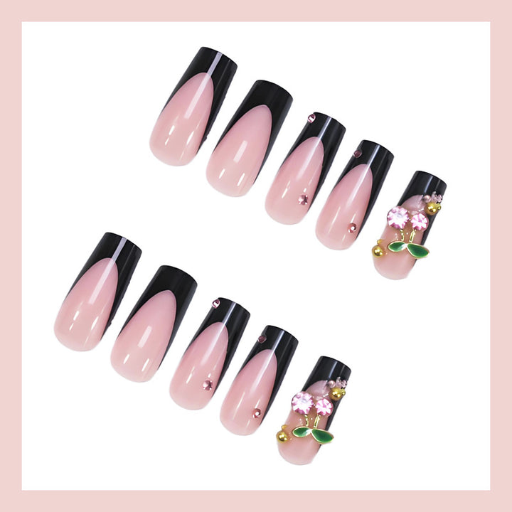 Artificial nail set with glamorous accents and elegant designs Kalsten