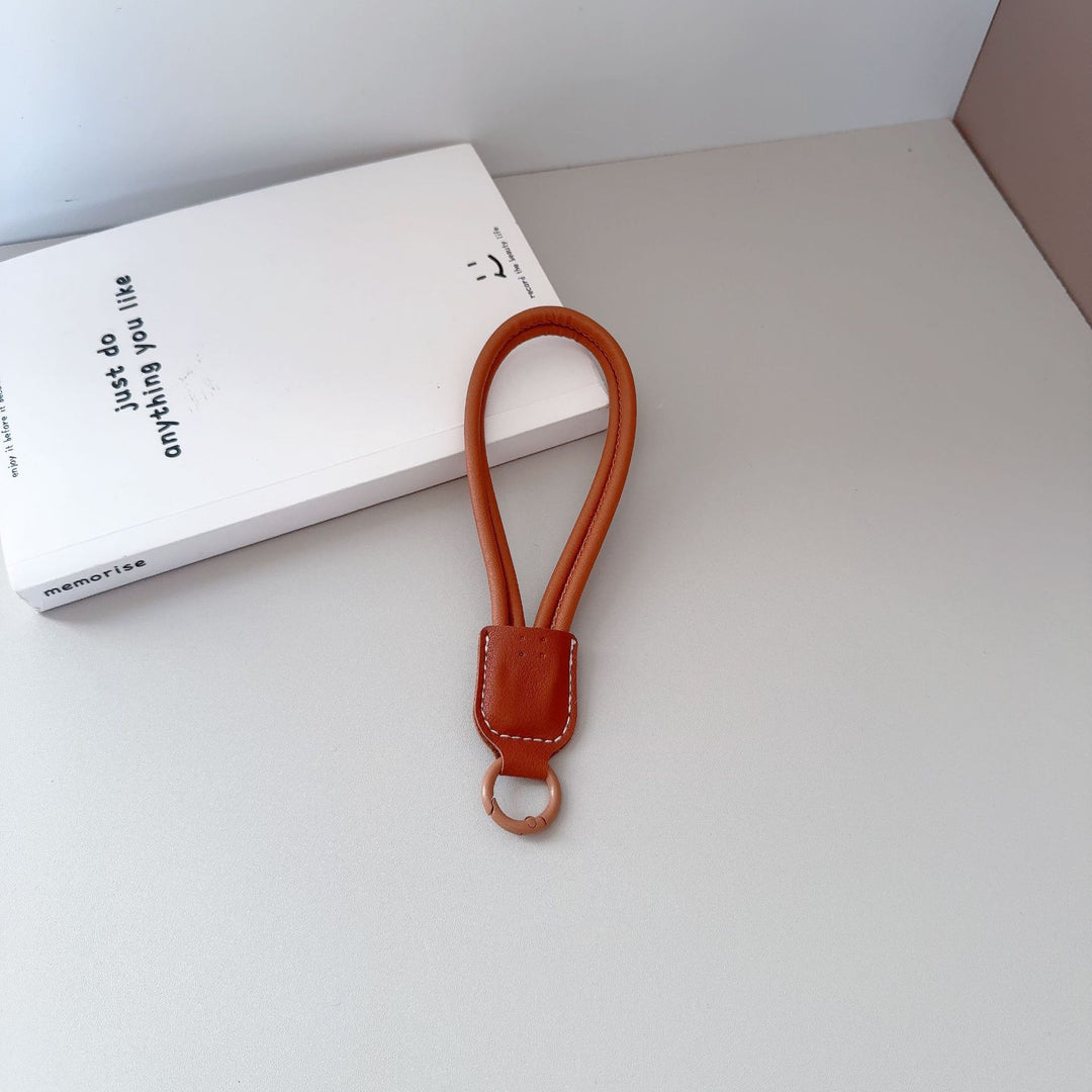Premium Leather Keychain Holder Kalsten