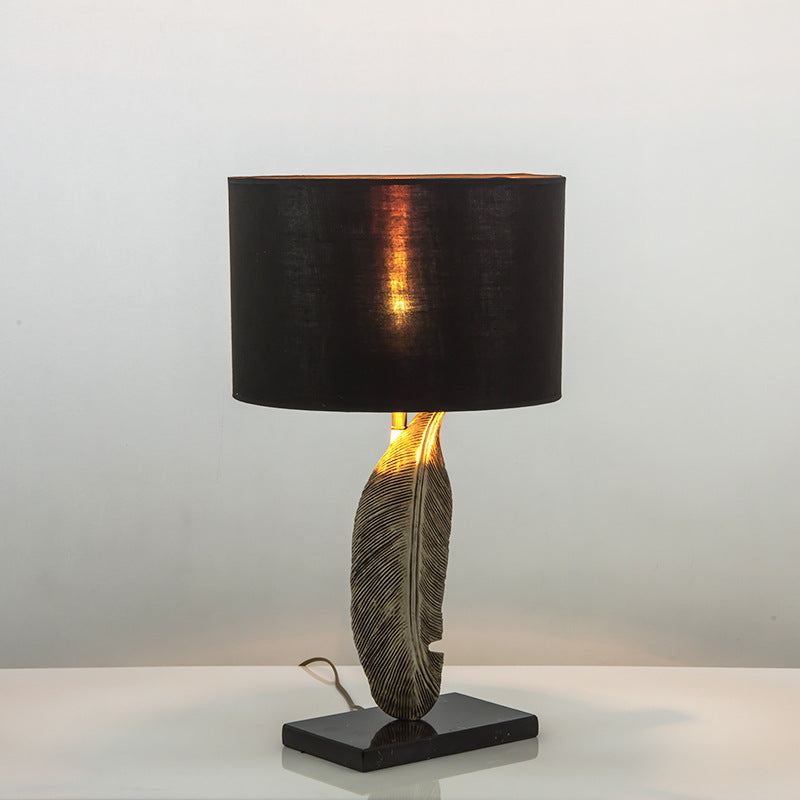 Feather-Inspired Table Lamp