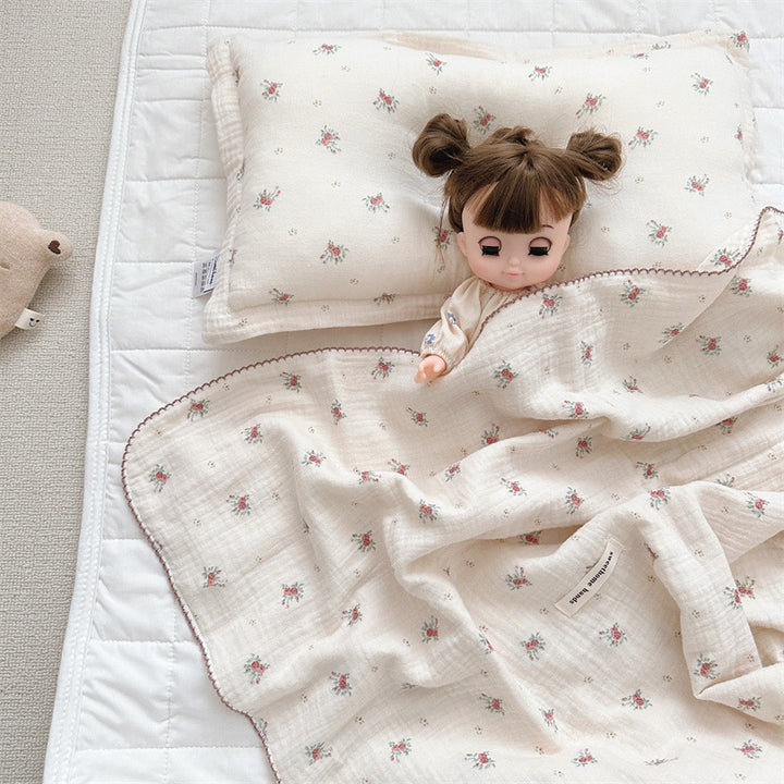 Unisex cuddly muslin blanket with elegant floral pattern Kalsten