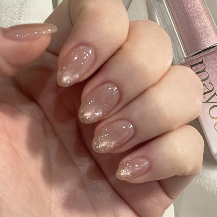Glamorous nail art with glitter effect Kalsten