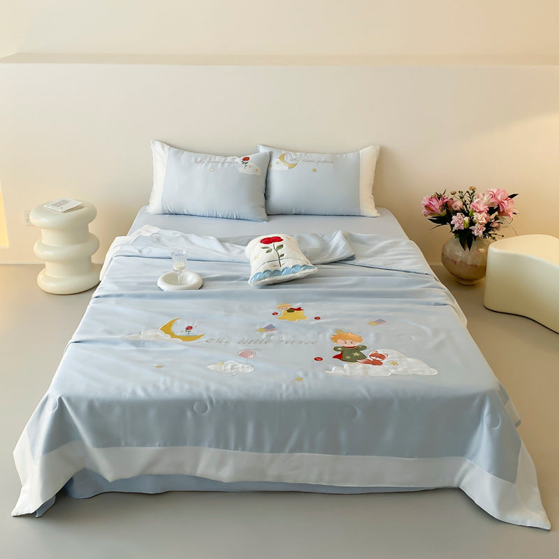 Children's satin bedding set with prince and moon appliqués