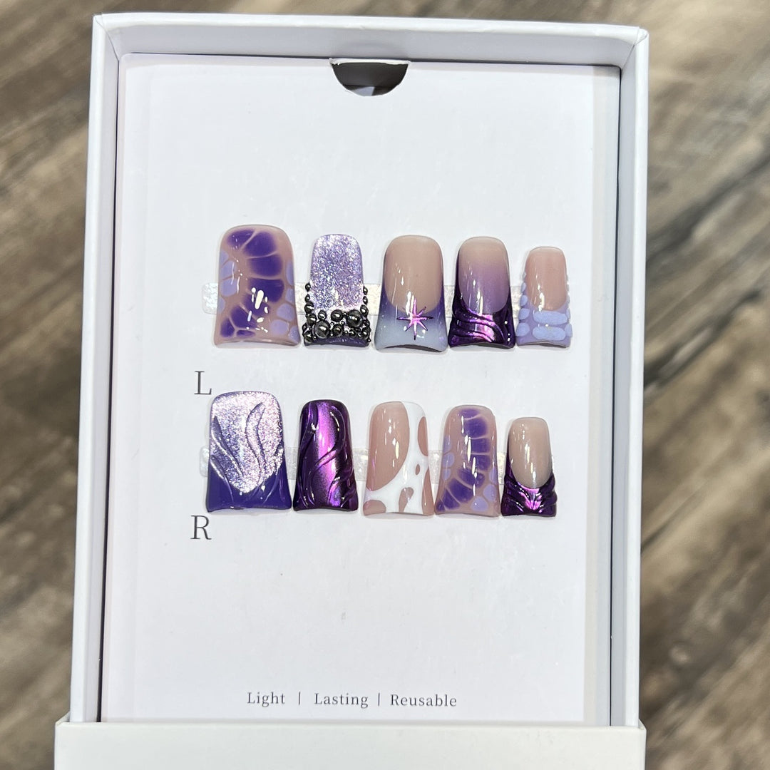 Reusable Press-On Nail Set Kalsten