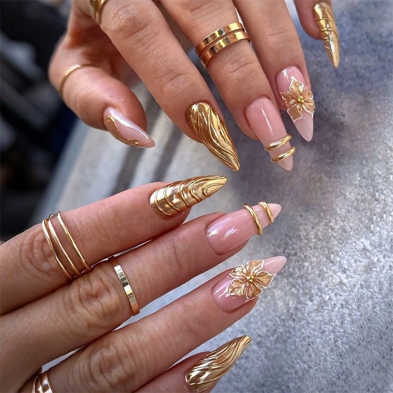 Art nail set with luxurious floral 3D decorations Kalsten