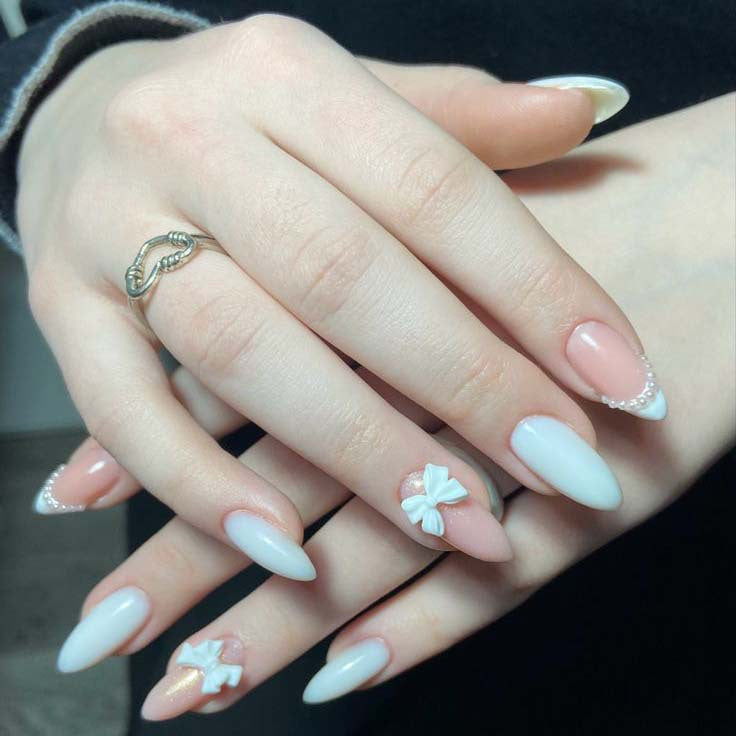 Elegant Almond Shape Press-On Nail Art