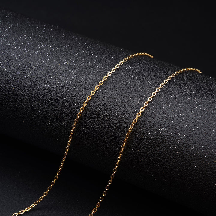 Sleek Minimalist Chain Eyewear Holder Kalsten