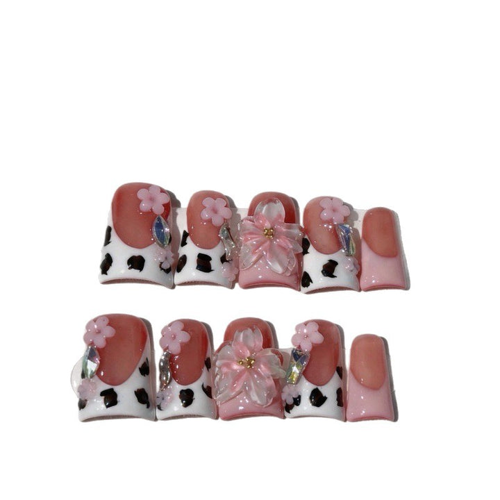 Stylish Press-On Nail Art