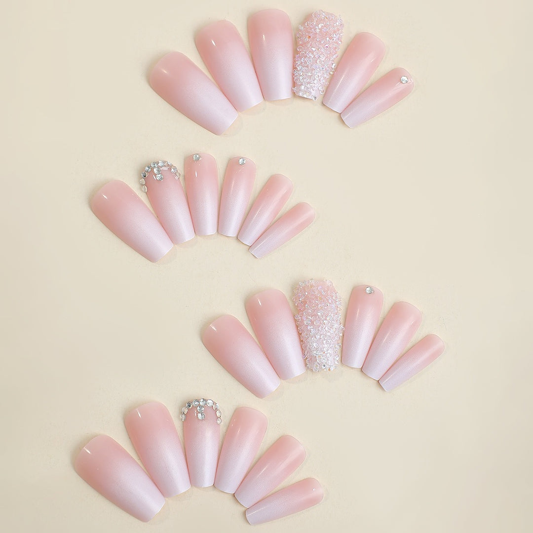 Acrylic Nail Set with Glamorous Glitter Accents and Trendy Designs Kalsten