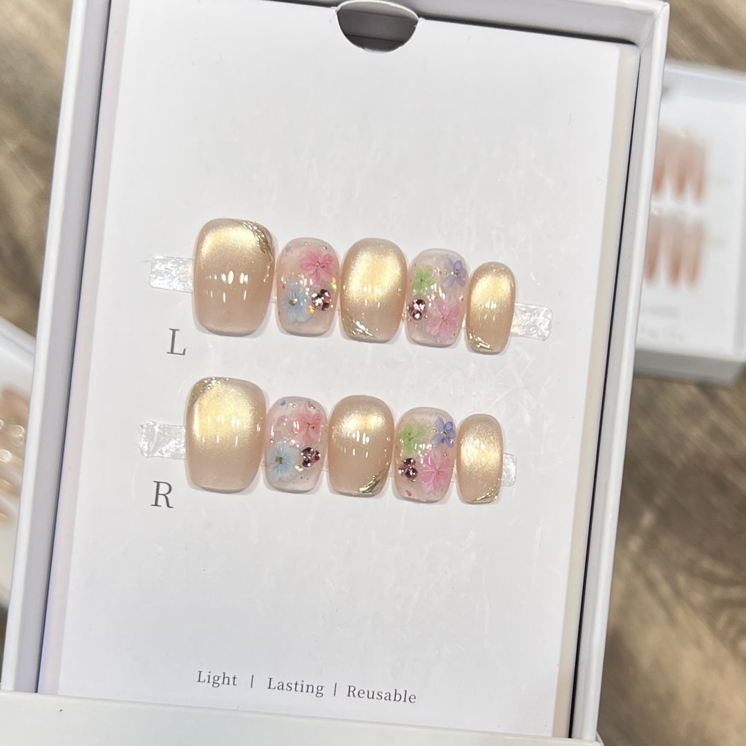 Artistic Floral-Design Press-On Nail Set Kalsten